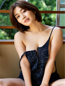 贤妻偷情记-美女阴沟图片